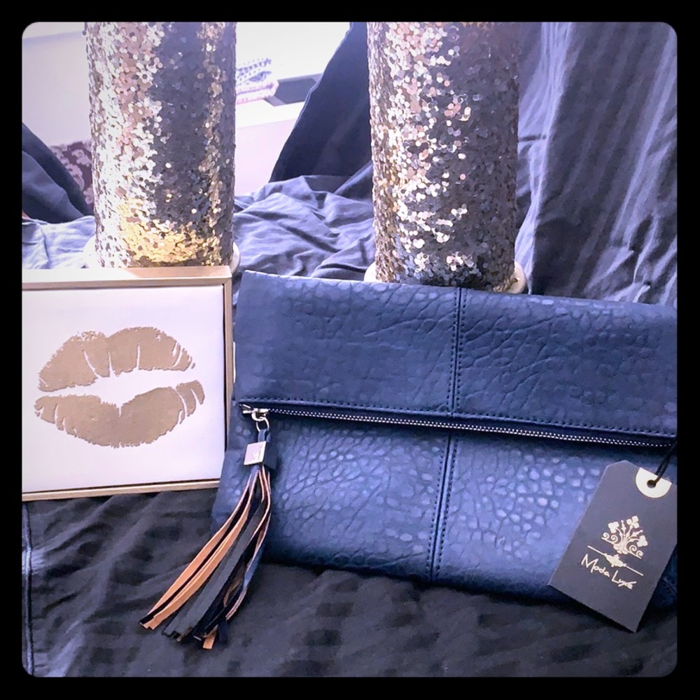 NWT!! Navy purse